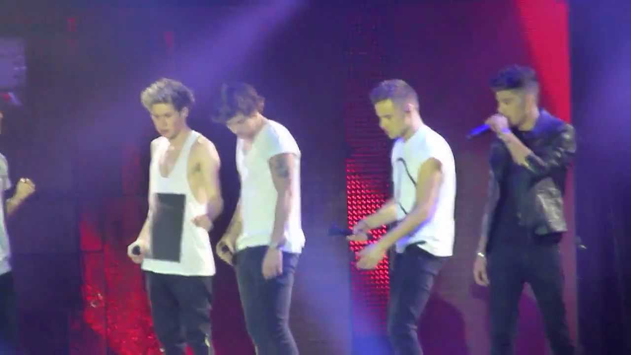 One Direction - She's Not Afraid - live Sheffield 19 march 2013 - HD