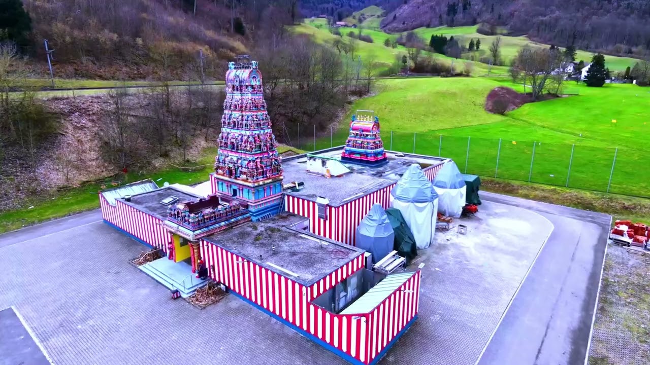 Слава Матери Силы, Парашакти, обитающей посреди швейцарских гор!