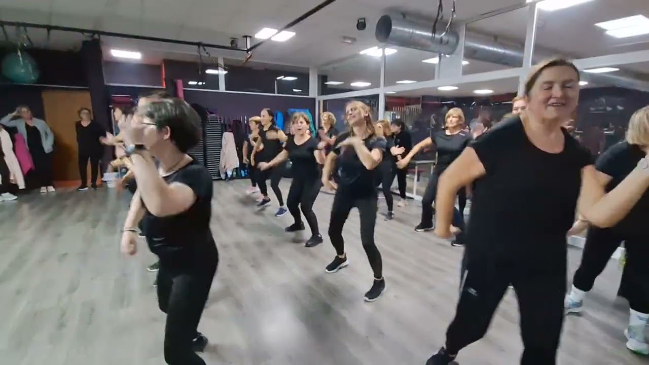 Nuevayol Bad Bunny Zumba Old