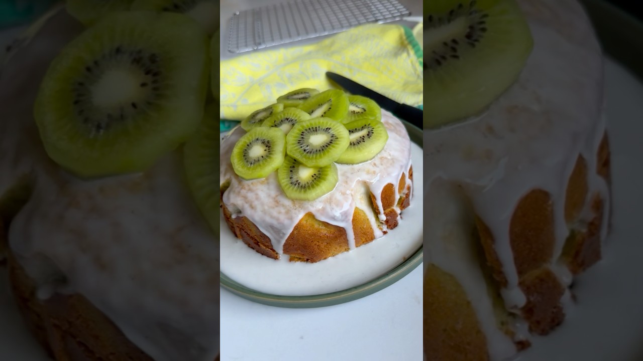 I can&rsquo;t stop making this KIWI BLENDER CAKE 🥝 #shorts