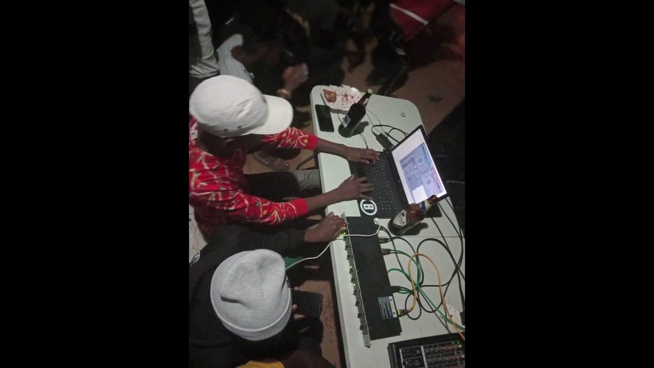 DJ MAAMZO ESHUU OFFICIAL AUDIO 