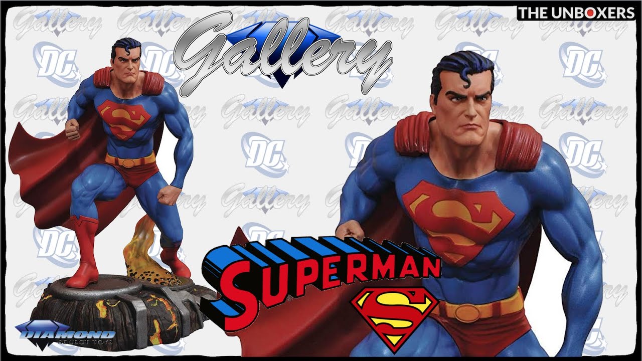 Superman DC Comics Gallery PVC Figure by Diamond Select