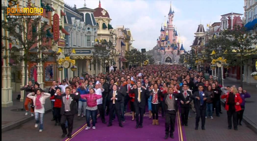 Disneyland Paris: Flashmob 12 Aprile 2012