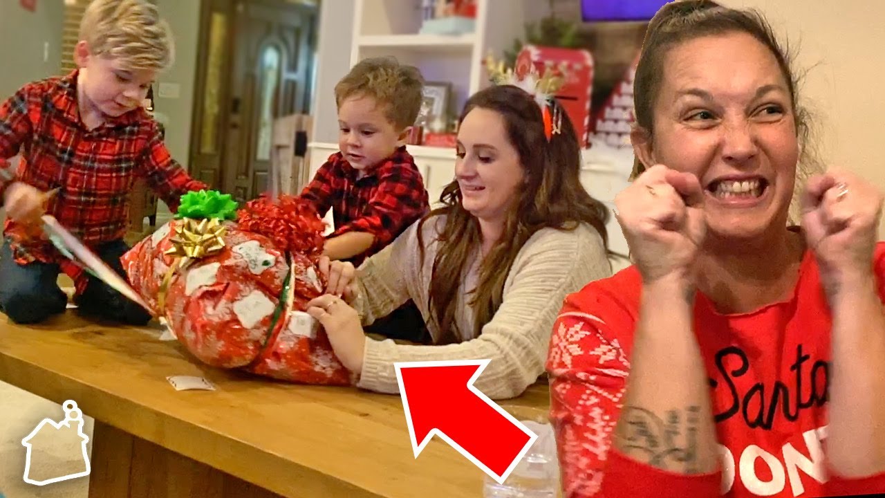 A CHRISTMAS EVE UNEXPECTED SURPRISE! 🎁