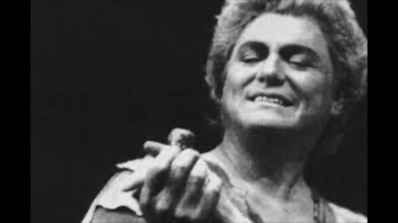 Jean Cox: 