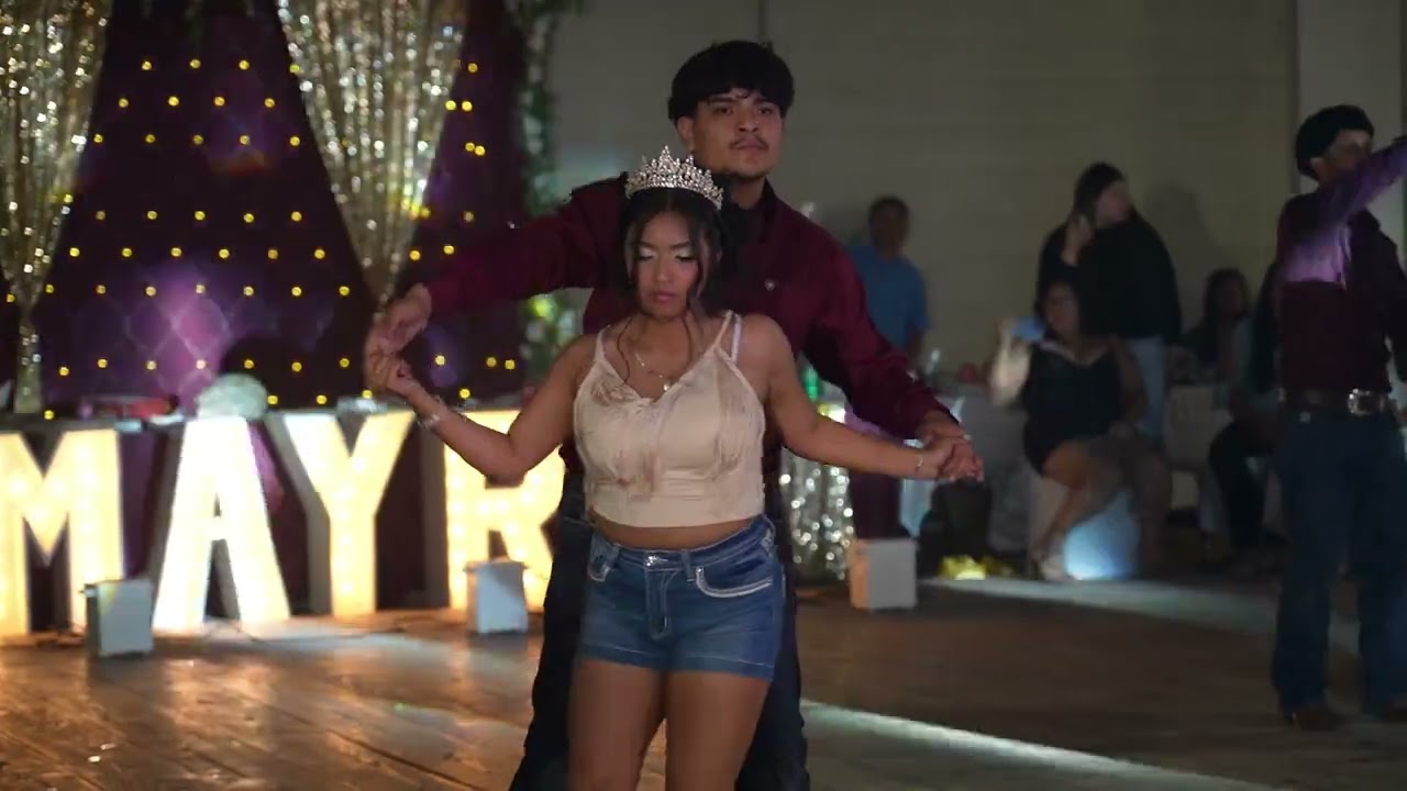 Mayra Pineda XV Surprice Dance