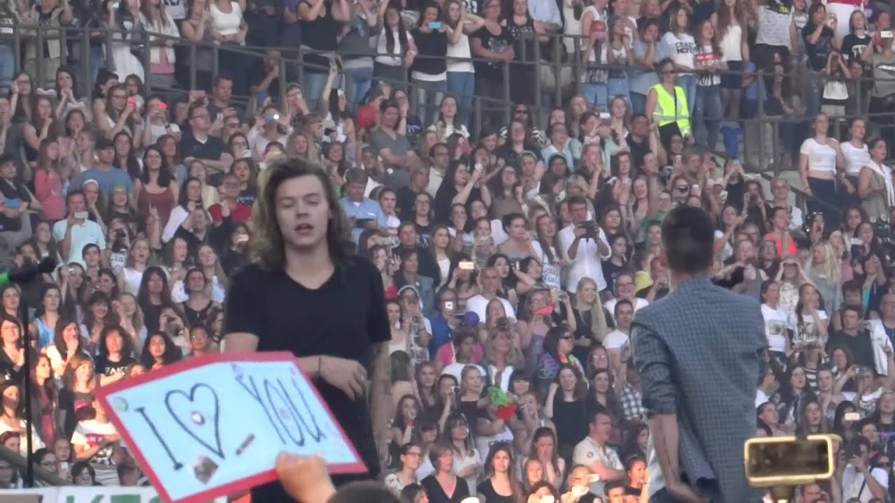 Midnight Memories - One Direction - OTRA - Brussels 13/06/2015