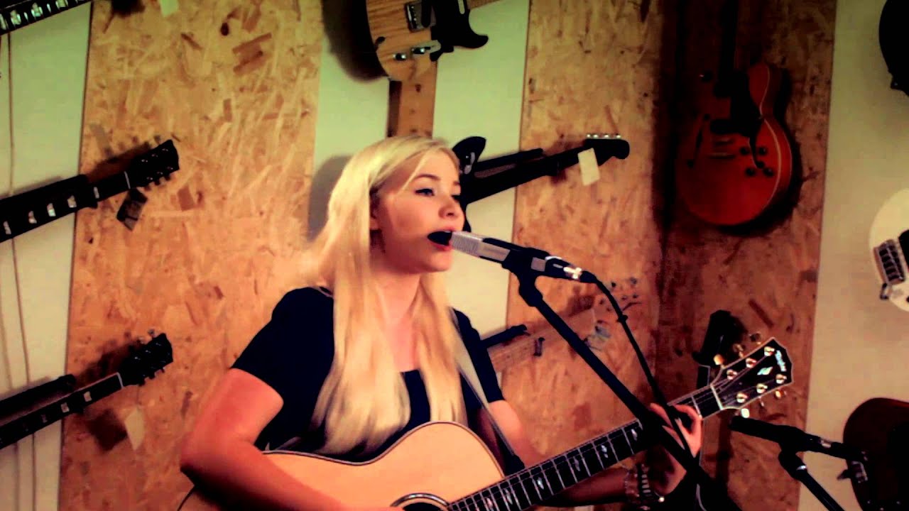 Ed Sheeran - I'm a Mess (Live Acoustic Cover by Kristiin)