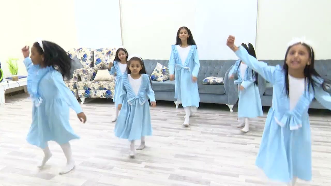 فنان بجمال الجنه مع نجمات و زهرات اطفال ومواهب من البث المفتوح
