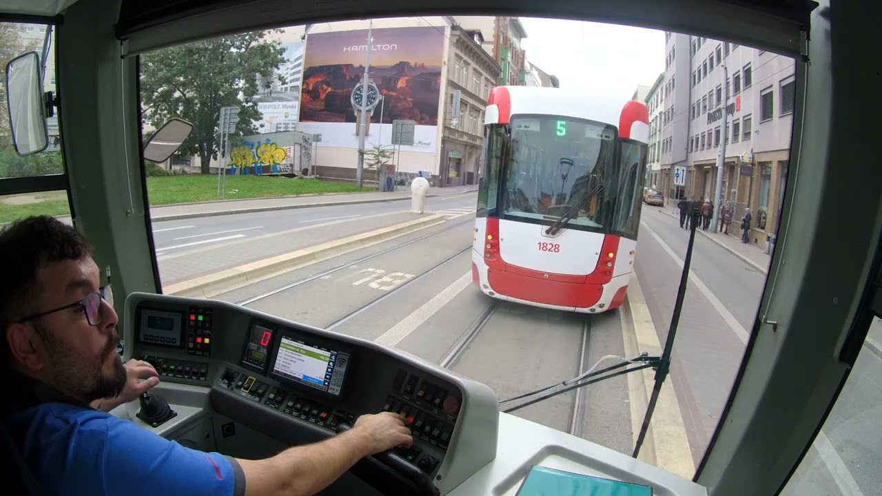 Linka 2 -- Škoda Anitra 03T6 [Cab View] : Stará osada --- Ústřední hřbitov, smyčka
