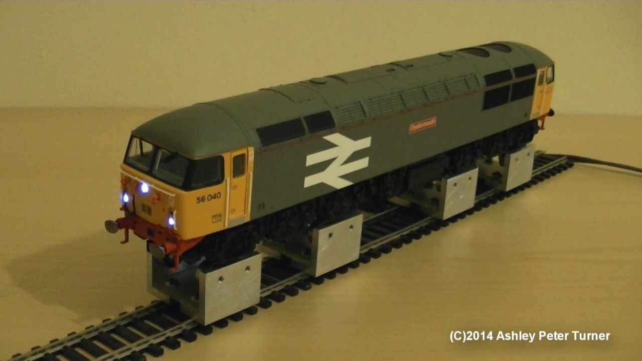 Hornby R2962 | Класс 56 | Тепловоз | 56040 | BR Railfreight | Габарит OO | Обзор | HD