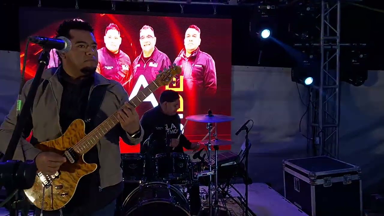 EL AYER + ROCA DE LOS SIGLOS, ISLA DE PATMOS, ( en vivo ) PUEBLA MEXICO,