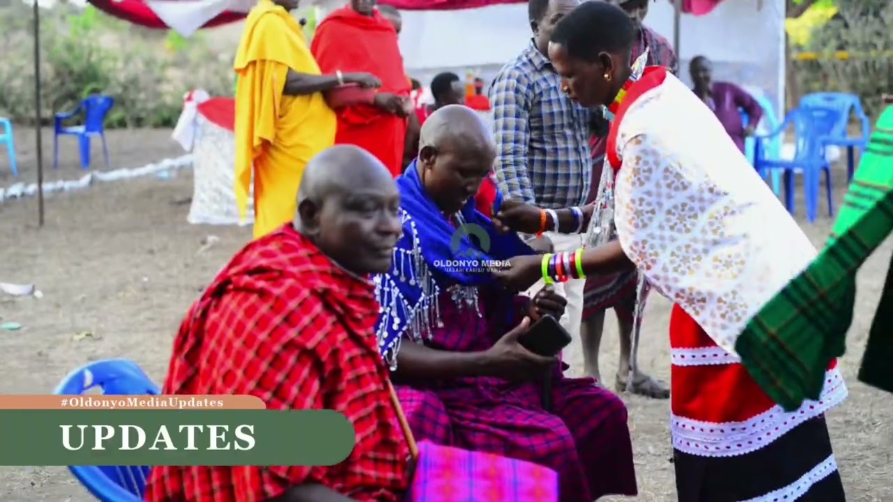 NATOSIM NAANDI MWIMBAJI MAARUFU KWENYE ARDHI YA WAFUGAJI AKITOA NASAHA KWA VIONGOZI JUU ARDHI .