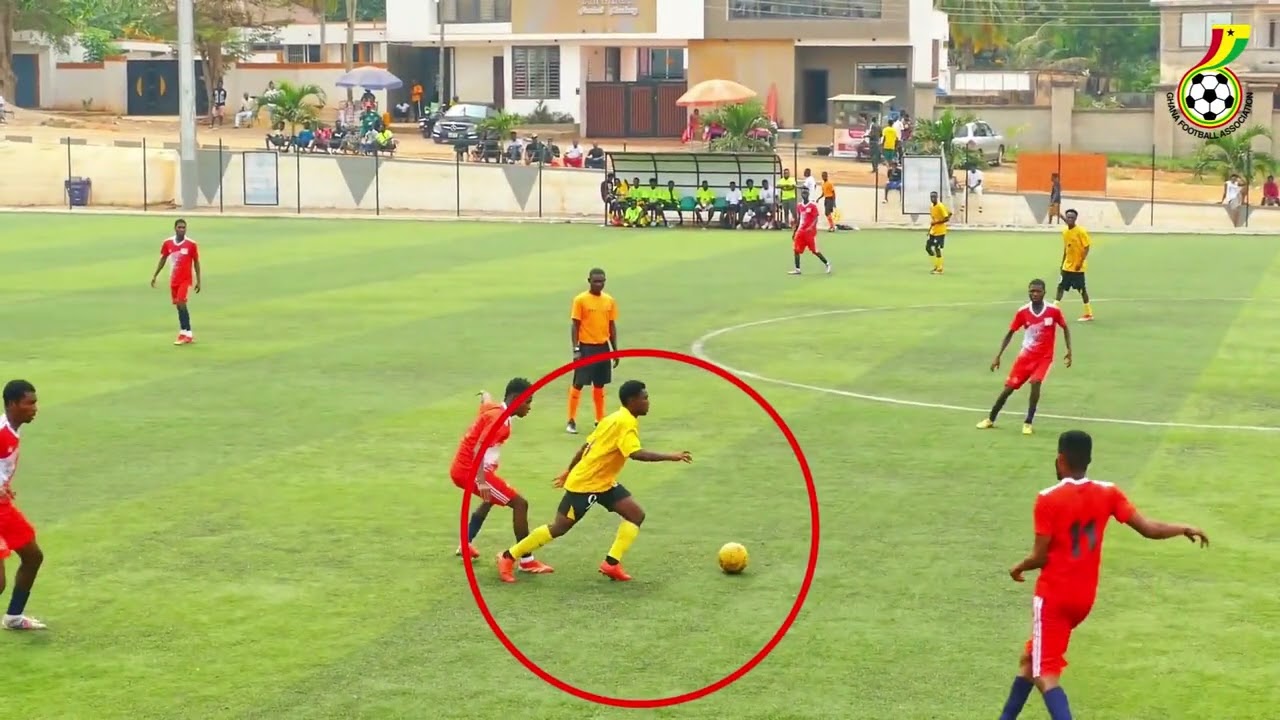 🎥 Watch prolific striker Emmanuel Amoah of Golden Power FC 🔥💯⚽⚽
