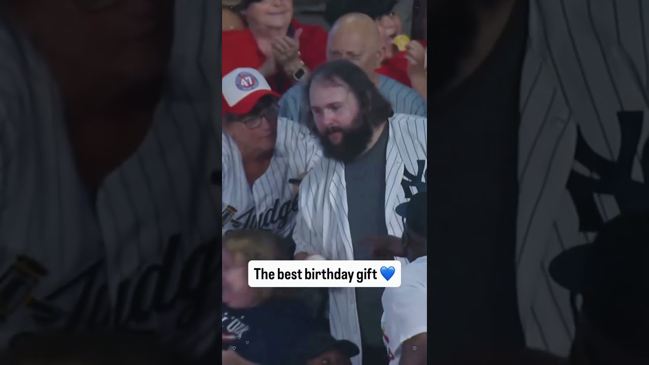 What a great moment 🥹 #phillies #baseball #mlb #fan#wholesome #baseballfans #mlbb