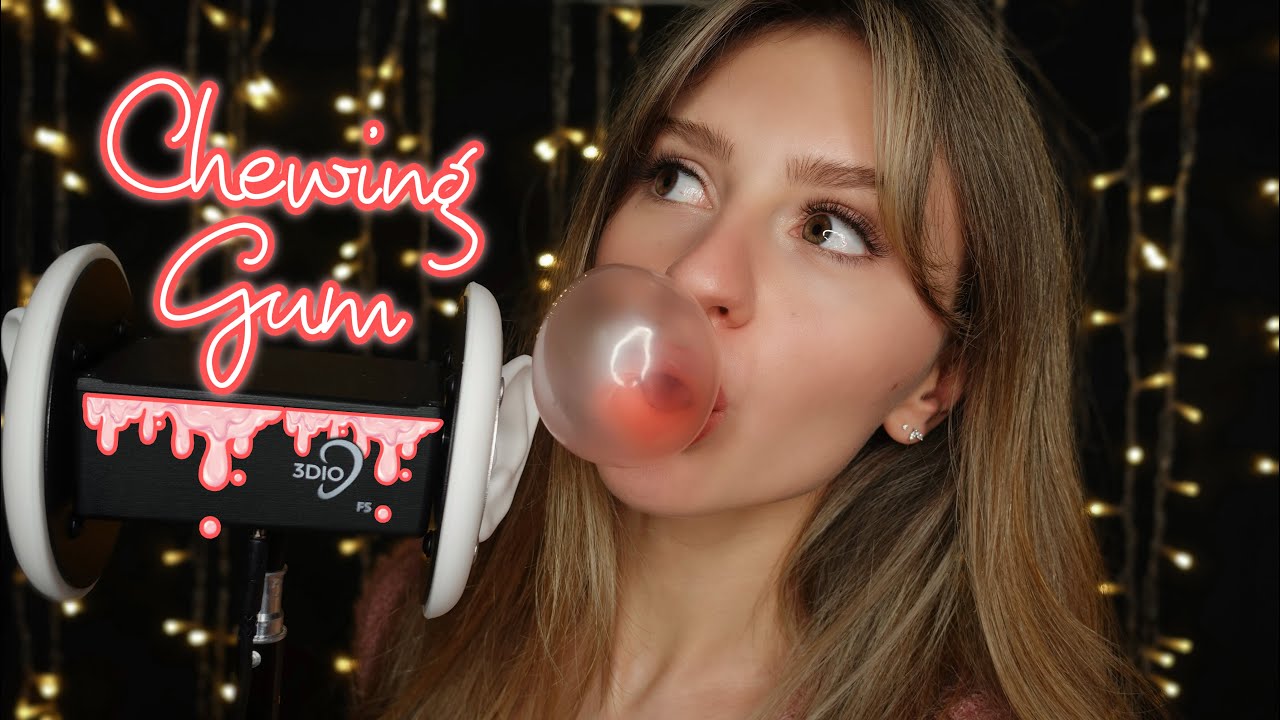 ASMR Chewing Gum 😴 Mouth Sounds & Italian Whispers 🇮🇹