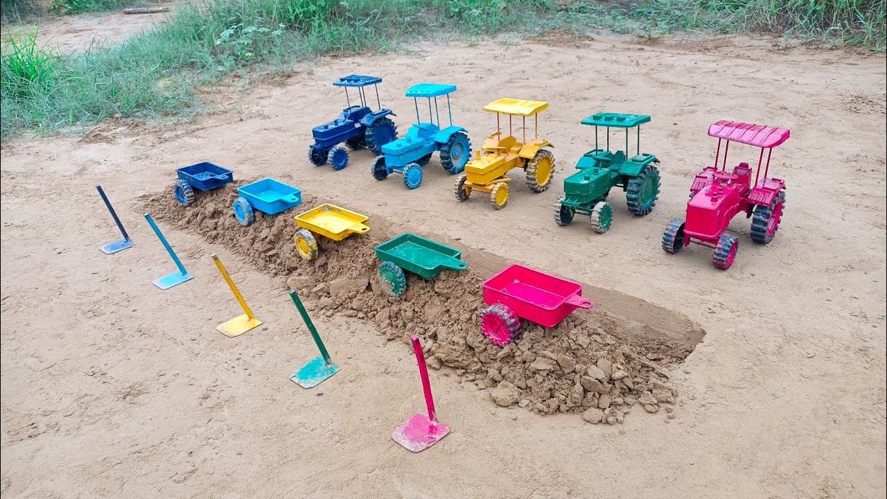 The tractor trolley climbed onto the field and was taken down and attached to the tractor#650
