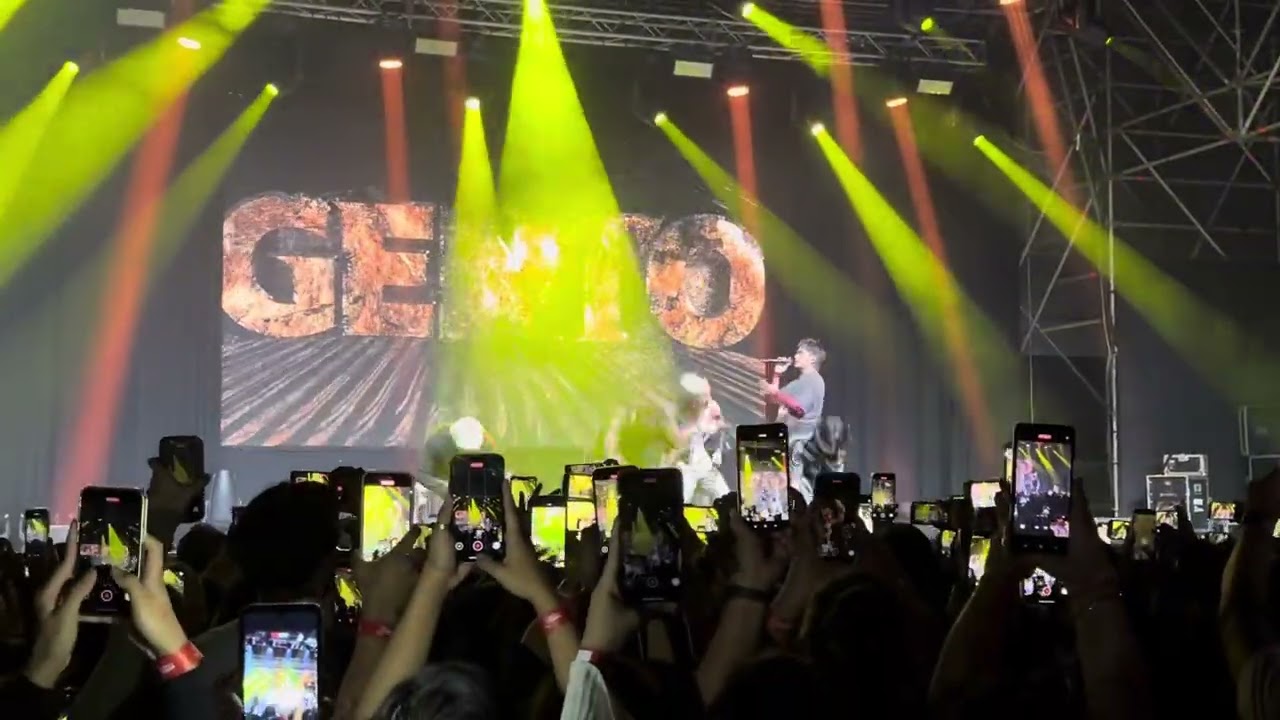 Gento - SB19 free live concert in Rome