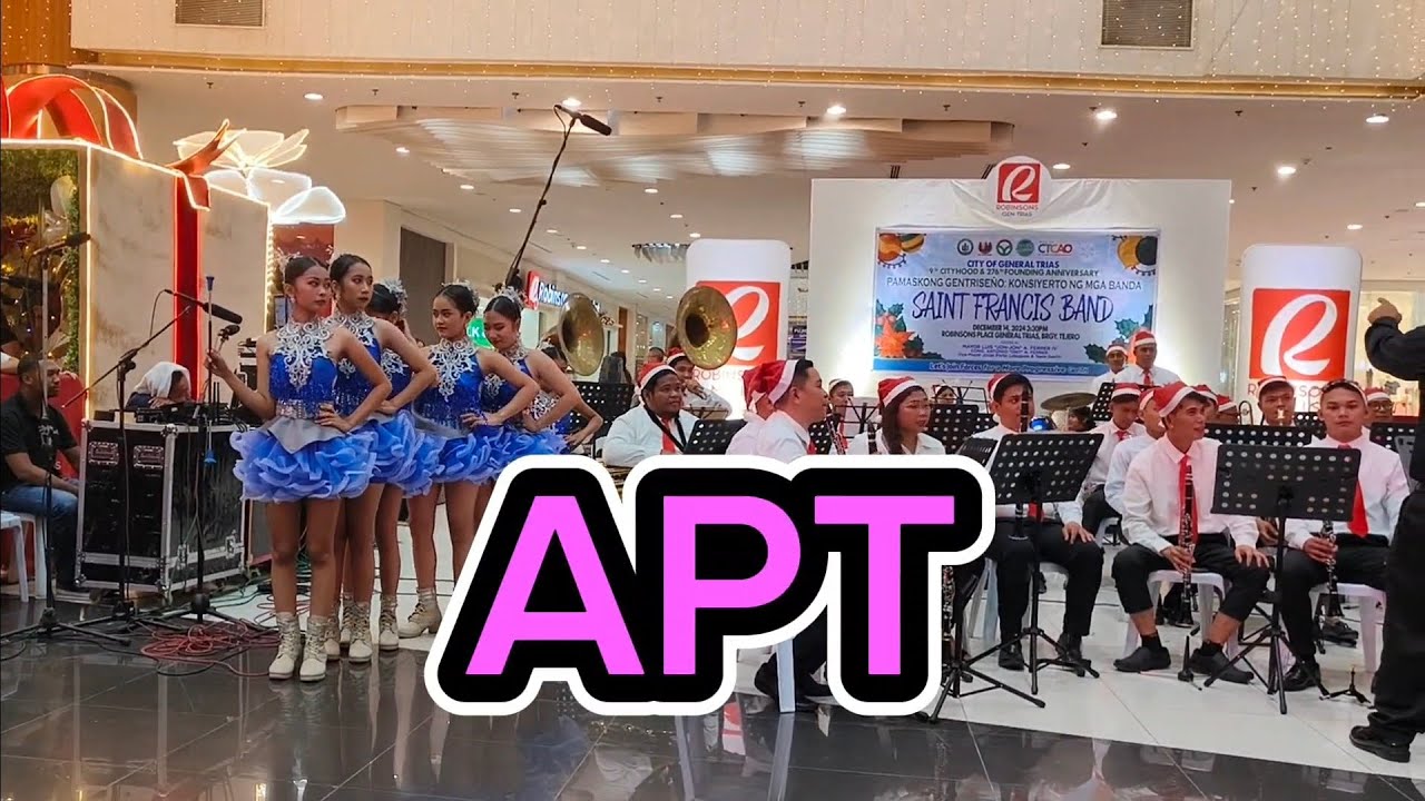 APT | Group Majorettes Presentation | Saint Francis Band | Christmas Concert