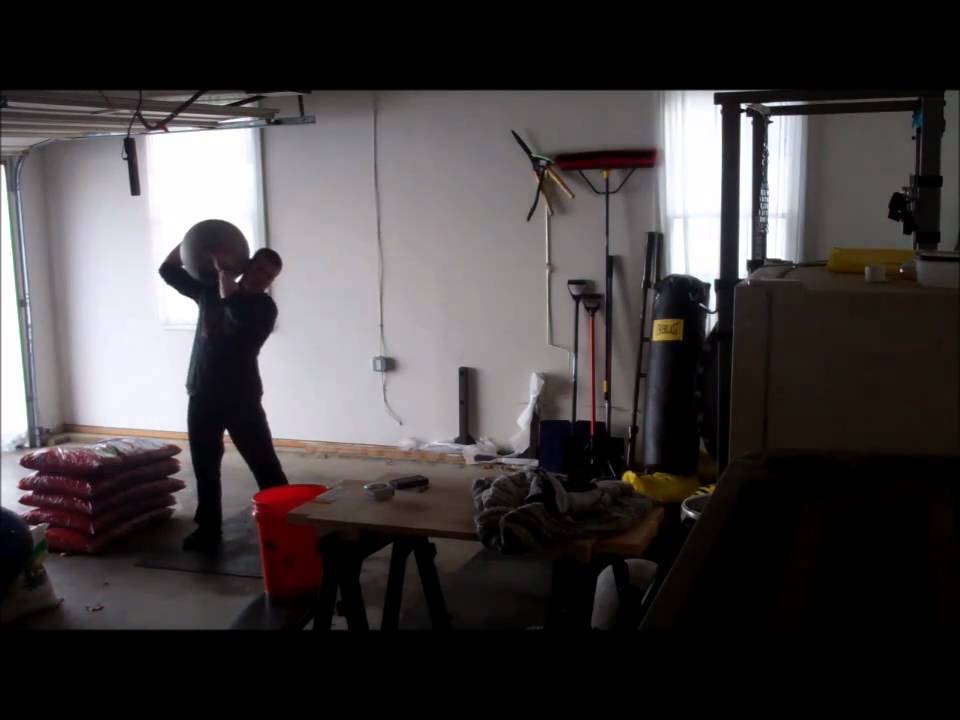 Steve O. does Castro stone wod
