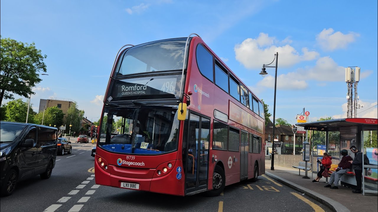Buses at Harold Wood Station