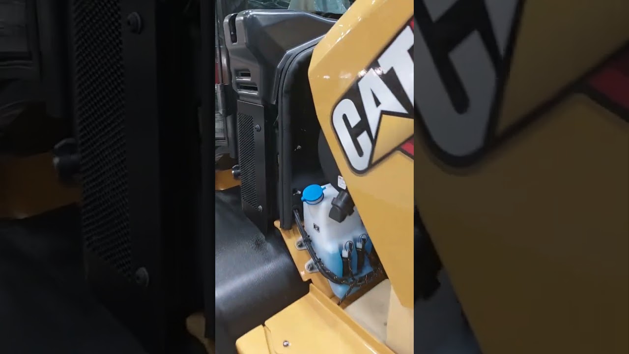 Cat 908 w wersji wysokiego podnoszenia...