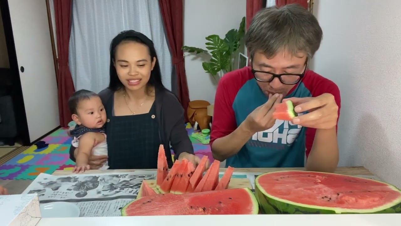 Unboxing semangka Jepang