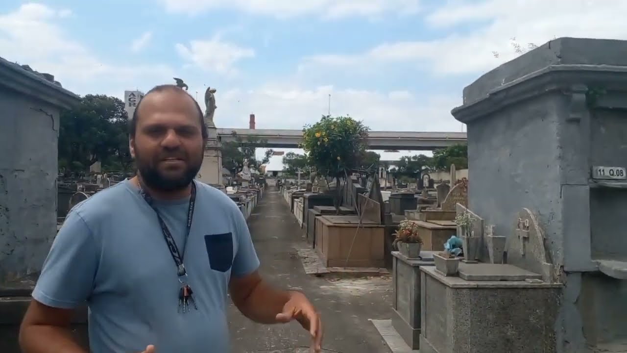 Túmulo do locutor Haroldo de Andrade #cemitério #túmulo