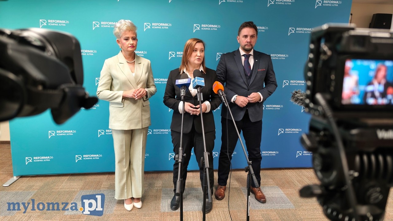 Reforma oświaty. Wiceminister edukacji spotkała się z dyrektorami szkół w Łomży