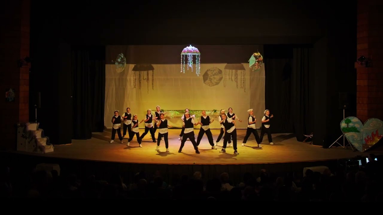 Ross Lynch, Grace Phipps - Cruisin' for a Bruisin' | DANCE SPECTACLE: THE 5 ELEMENTS | Tantsuvalnya