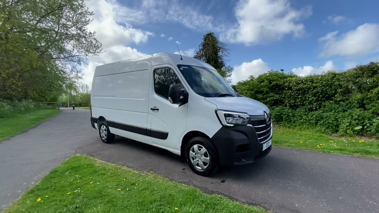 2021 Renault Master LM35 2.3 dCi 135 Business +. MINERAL WHITE