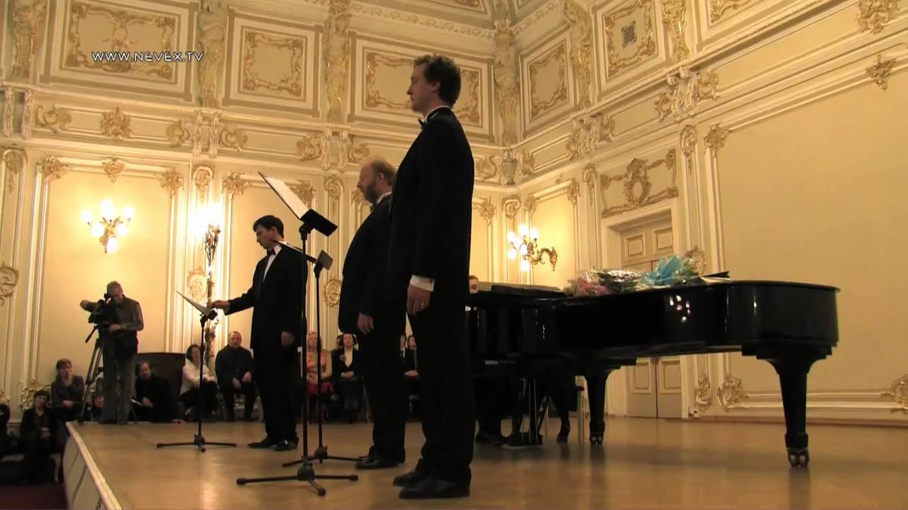 111. F. Schubert. Ave Maria. Vladimir Miller, basso profundo. Three Russian bass profundo. mp4