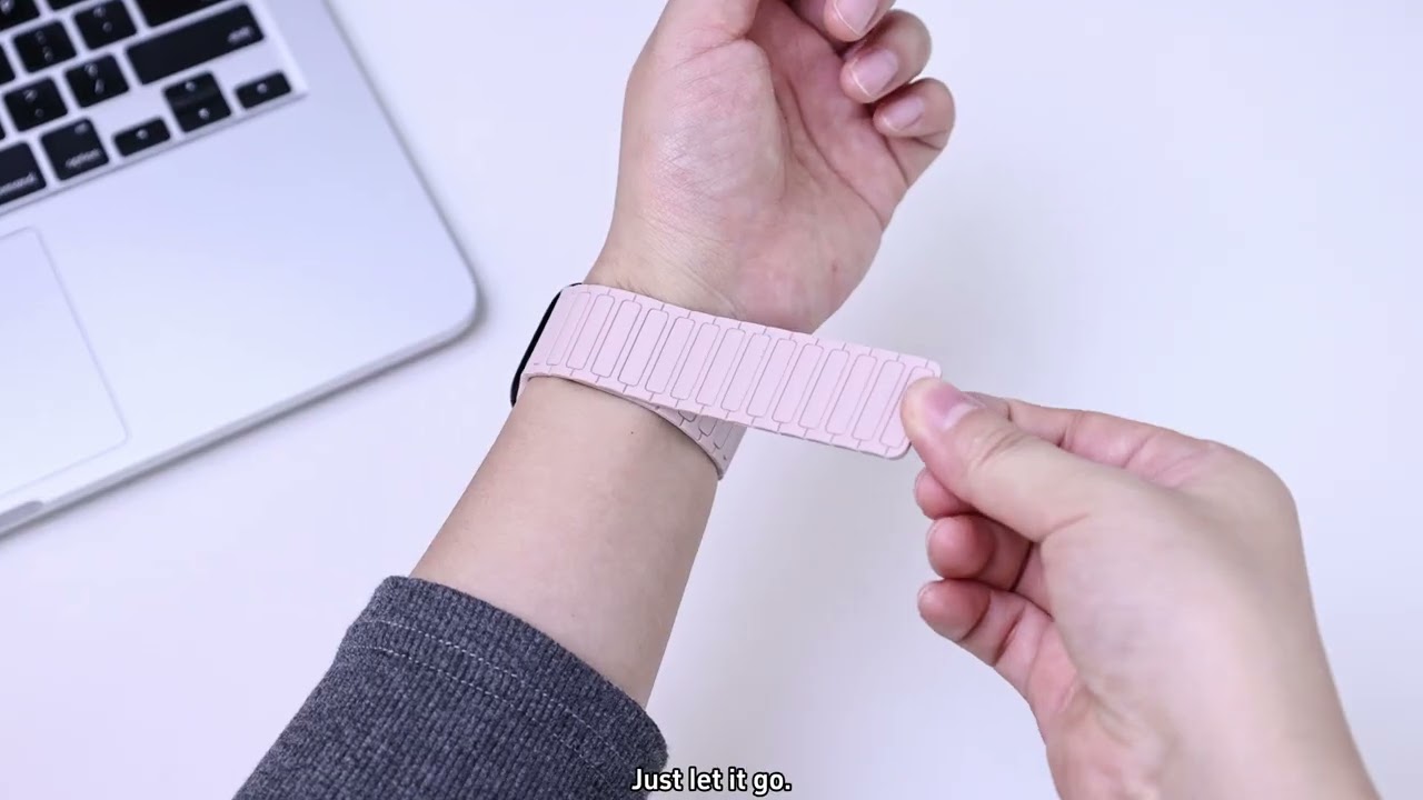 Silicone Apple Watch Strap #foryou #techlifestyle #applewatch #explore #lifestyle #accessories