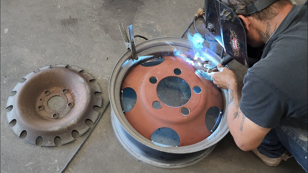 Making a set of Custom Wheels for the 1948 Ford F6 truck