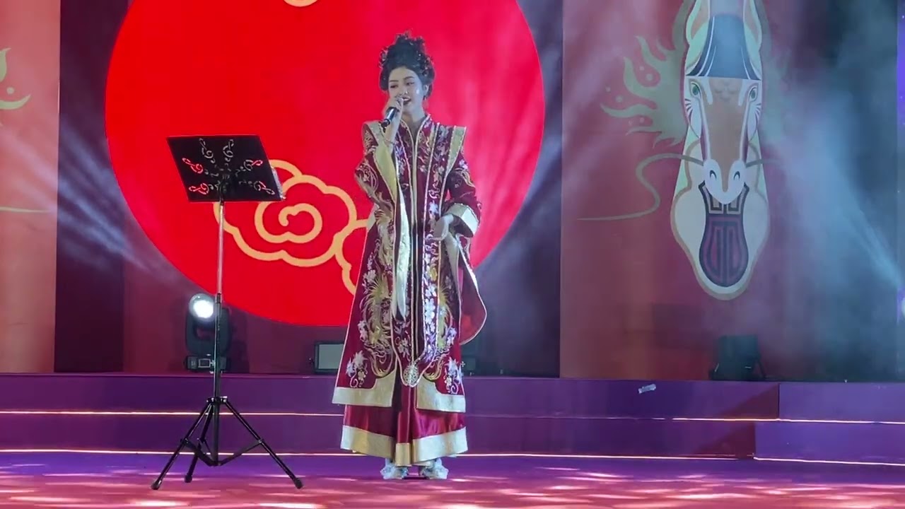 clip8:น้องอลิศ-ธนัชศลักษณ์ ฮัดสัน The Golden Song:ร้องเพลงงานตรุษจีน ⁨@onebangkokth⁩(15กพ69 18.00น)