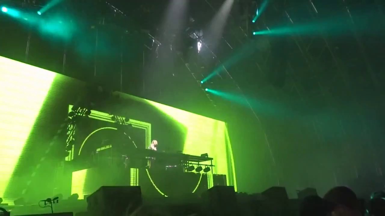 Faithless - Insomnia @ Steel Yard London 2017