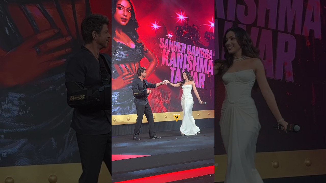 Shahrukh Khan and Sahar Bamba 😍💕