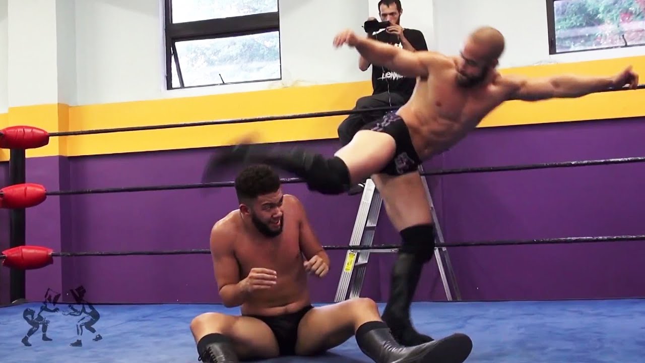 [Free Match] John Silver vs. Xavier Bell - Beyond Wrestling (New England Pro Wrestling Academy)