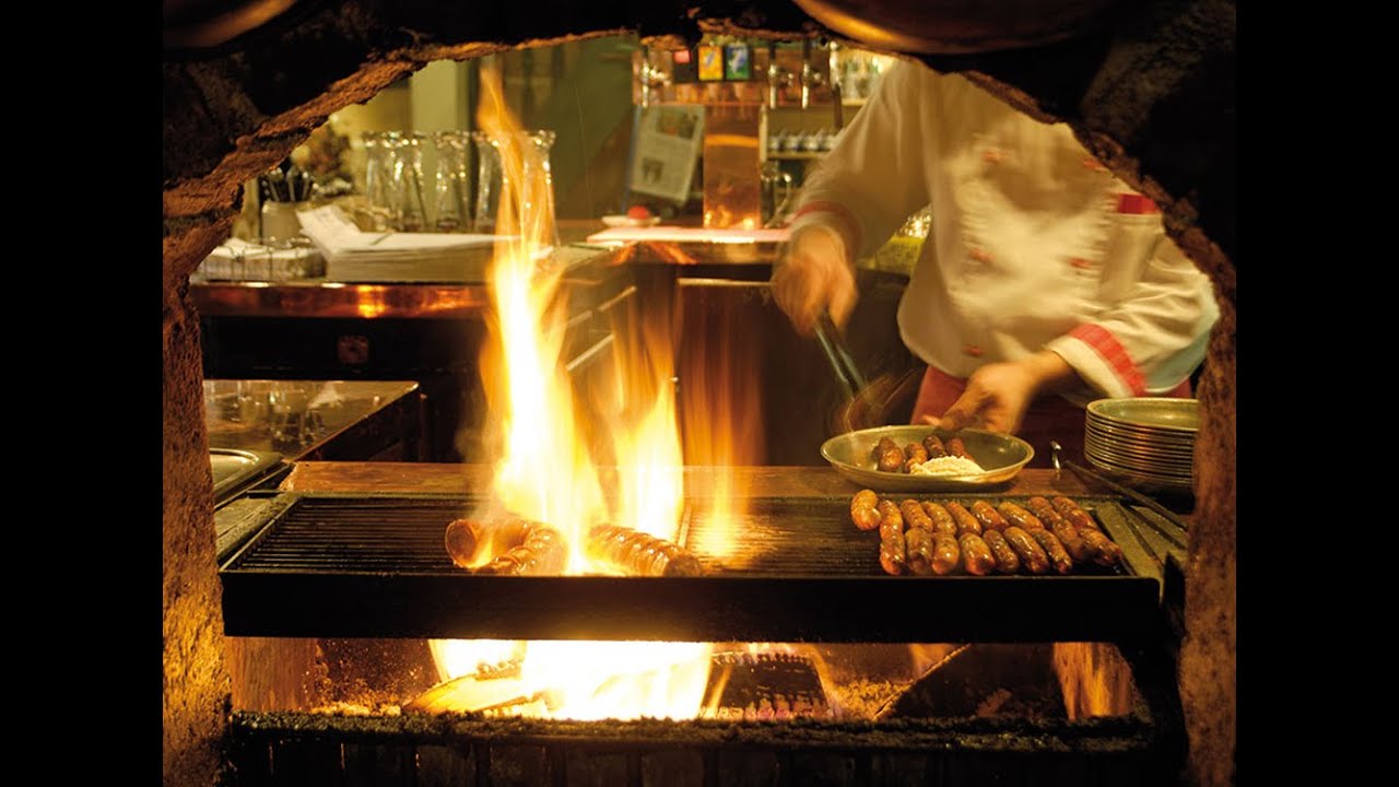 Najstarsza Tawerna w Niemczech Historische Bratwurstküche „Zum Golden Stern” I Hütt’n Norymberga