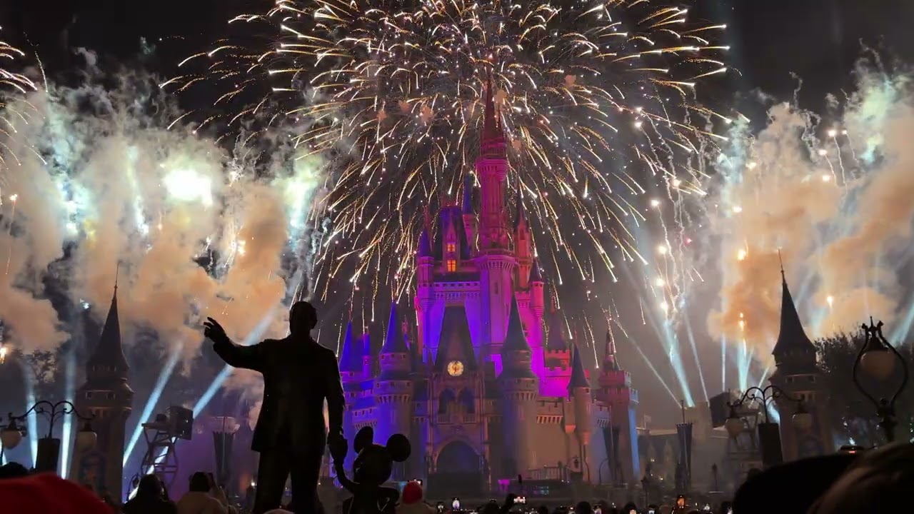 Magic Kingdom Fireworks Dec 30, 2025 - New Year’s Eve Preview (4K 60fps)