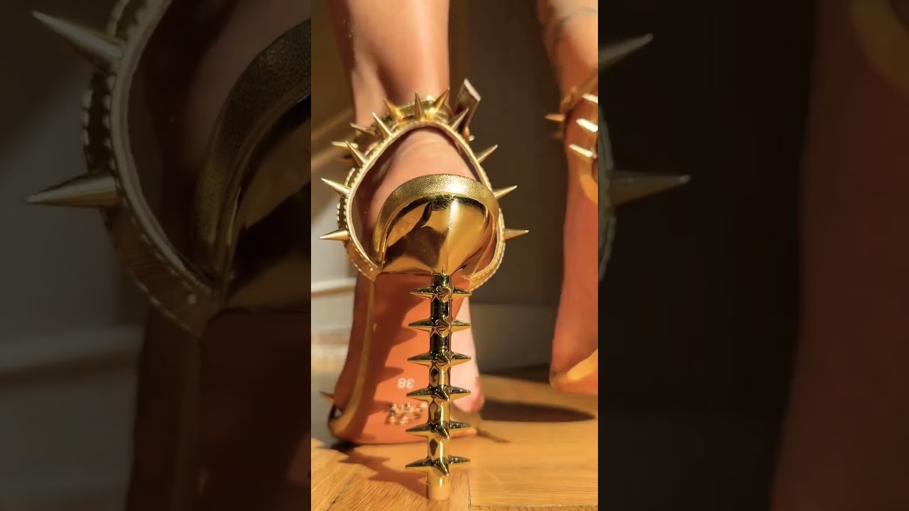 Uncommon HighHeels 