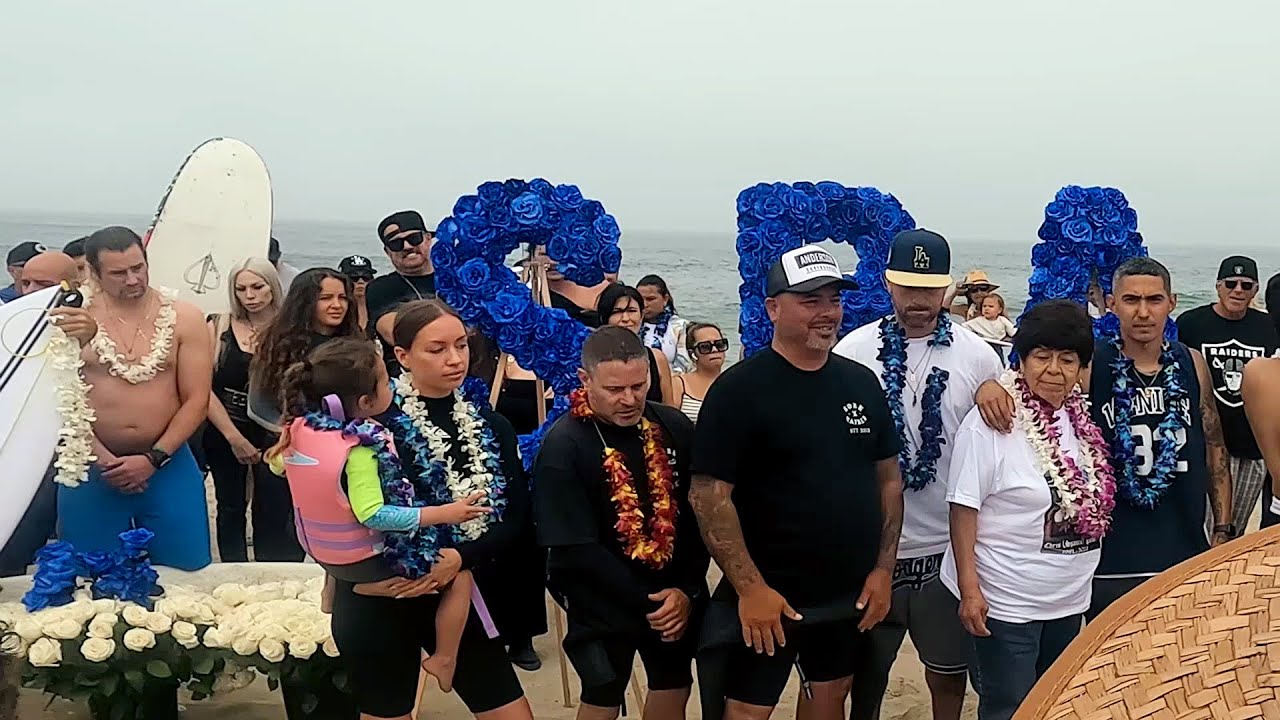 Memorial Paddleout for Chris 