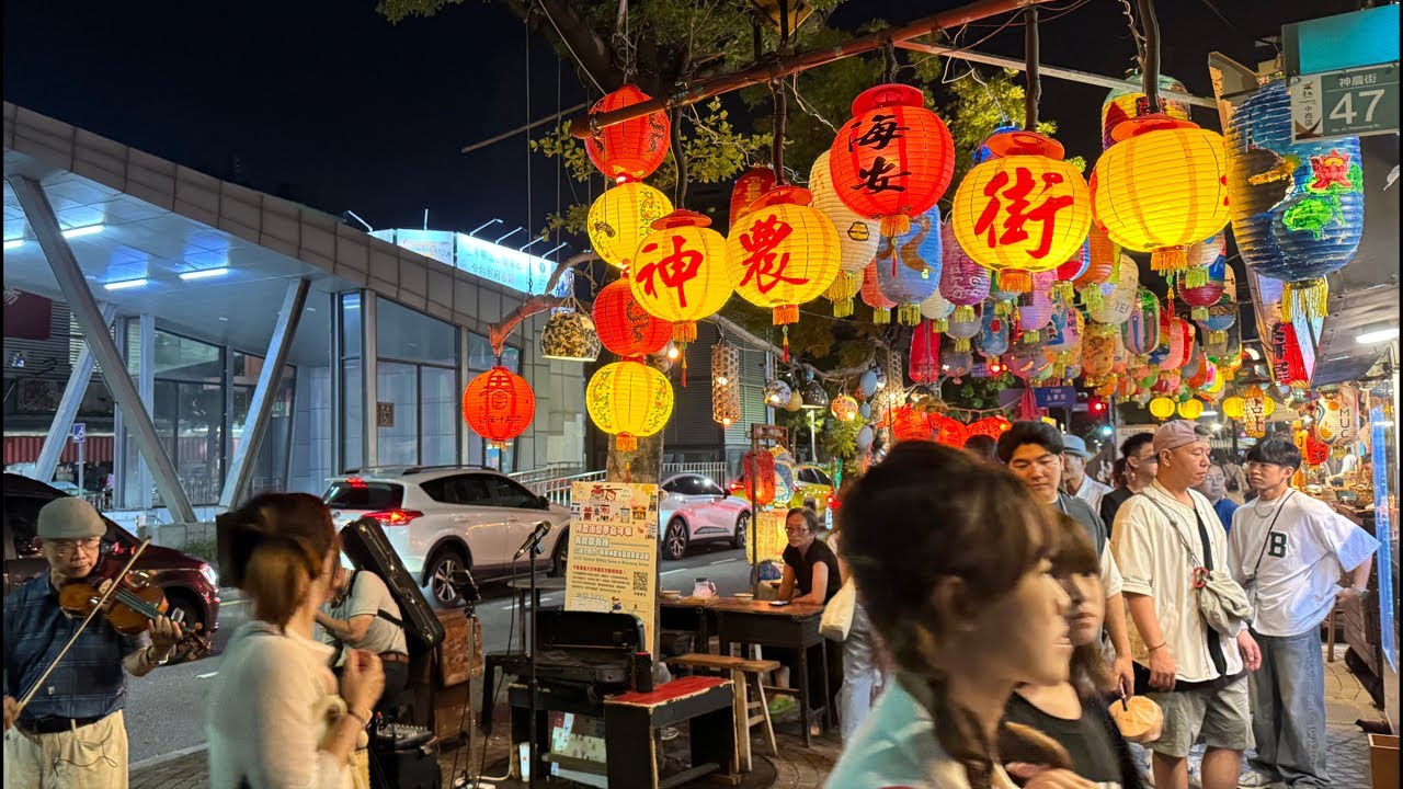 週六晚上的神農街「台灣阿周 A Chou」正在直播！