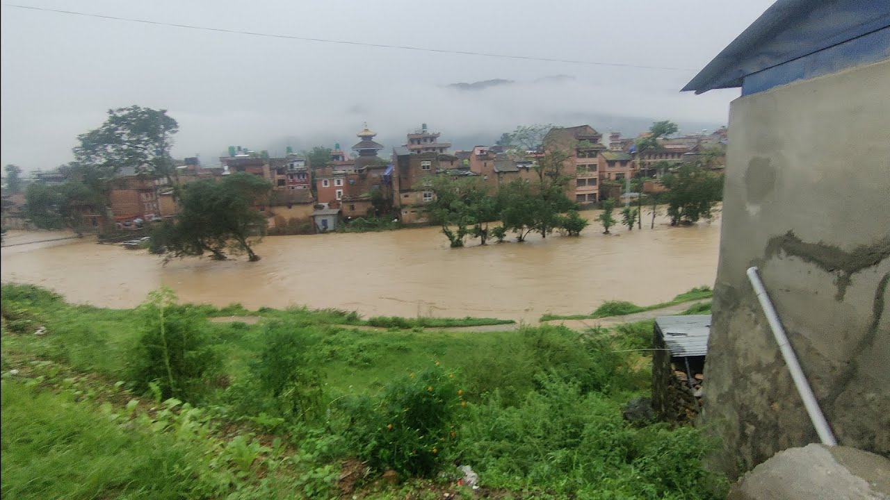 48 घण्टा को भारी वर्षा पछि पनौती मा भएको बादि र पहिरो को असर यस्तो छ । flood & landslides in Panauti
