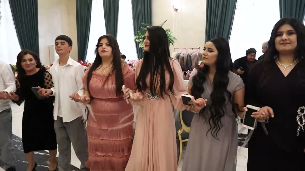 Ali & Romella şirani