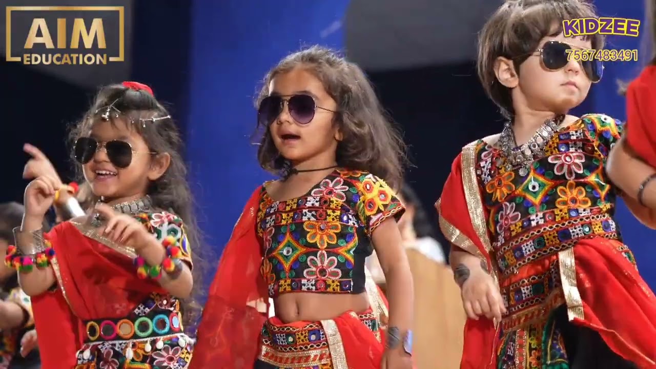 Radha Dhundh rahi Shyam First stage show#kidzee #annualday #rajkotcity #radha #krishnaleela 