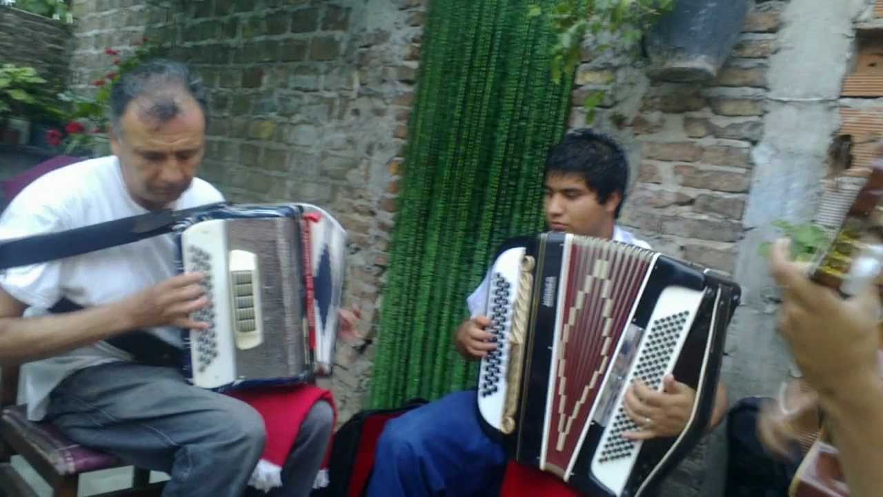 chaco de mailin, brandon tevez y juan cabrera. no cualquiera es correntino.