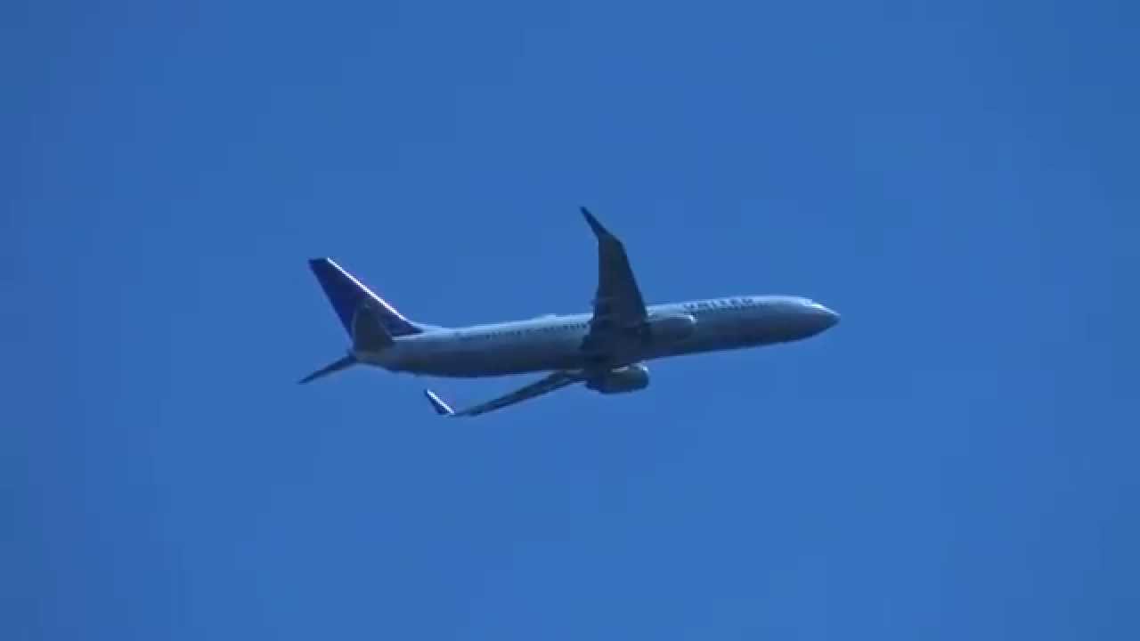 Udvar-Hazy Center Observation Tower - Plane Spotting at Washington-Dulles Airport (IAD) - Part 2; 4K