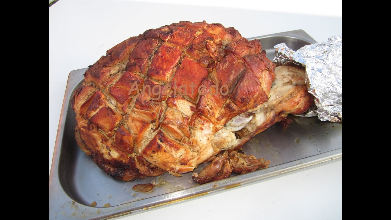 Pata de cerdo al horno de leña, 2015 - Gastronomía