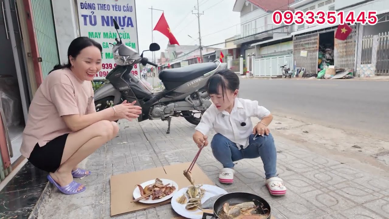 Ut Mini Và Chị Tư Chuẩn Bị Hành Trang Lên Kèo Đi Phượt Như Thế Nào. 